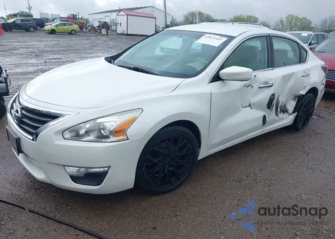 2014 Nissan Altima 2.5 S z USA, uszkodzony, nr VIN 1N4AL3AP2EC202598